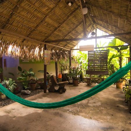 Hostel Coracao Verde Alter do Chao Exterior photo